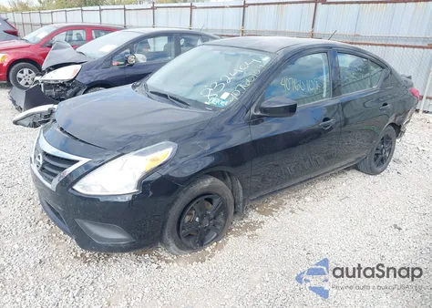 2018 Nissan Versa 1.6 S+ z USA, uszkodzony, nr VIN 3N1CN7AP4JL832404